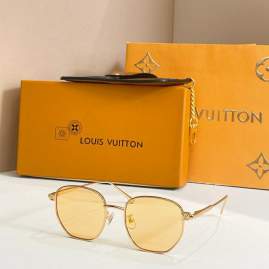 Picture of Louis Vuitton Sunglasses _SKUfw76276510fw